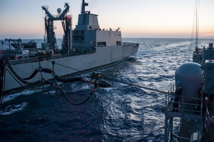 Maniobra durante el ejercicio de la Armada 'Frontex 17'