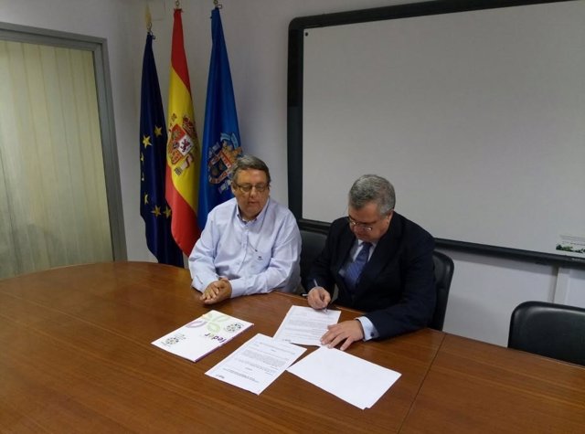 Convenio de colaboración entre Feder y farmacéuticos de Melilla