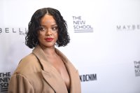 Rihanna presiona a Macri para que fomente la educación en Argentina a través de Twitter