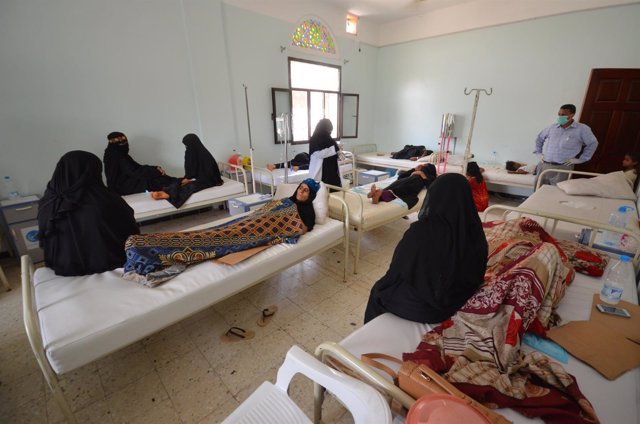 Afectados por el brote de cólera en Yemen