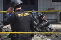 Muere un policía indonesio tras ser apuñalado por dos presuntos milicianos en Sumatra