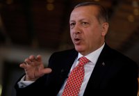 Erdogan respalda a Qatar y asevera que exigir el cierre de la base militar turca supone una "falta de respeto"