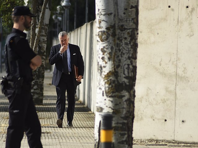 Luis Bárcenas llega a la Audiencia Nacional para declarar por Gürtel