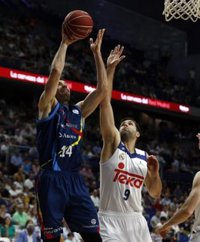 Oliver Stevic renueva su contrato con MoraBanc Andorra un año más