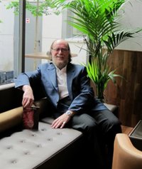 Joaquín Díaz recibe el Nacional de Antropología como un "bastón que le permite andar"