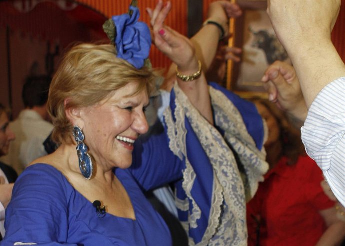 Carmen Bazán felicita a Belén por ganar el juicio contra Toño Sanchís