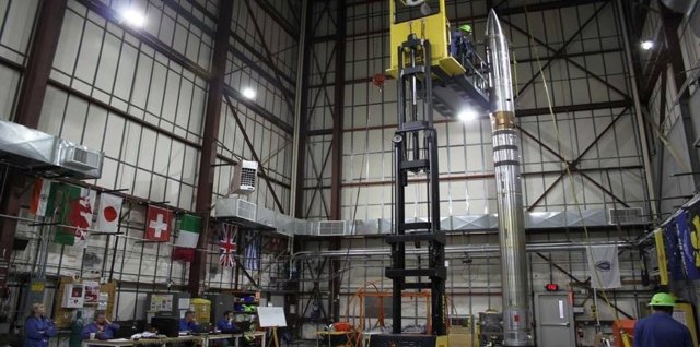 Integración de carga útil en el cohete de sondeo