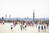 El turismo lidera las preocupaciones de los barceloneses por primera vez