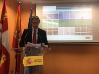 De la Serna valora "muy positivamente" la desconvocatoria de huelga de los estibadores y confía en un acuerdo