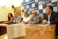 Paula Redondo Molano y Daniel Díaz Godoy, ganadores del Certamen Internacional de Poesía y Relatos de la EMT