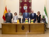 El Colegio de Abogados acoge la presentación del Memento Legislativo Andalucía 2017