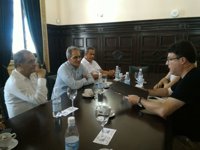 Nuet entrega al Gobierno de Cuba una resolución del Parlament contra el bloqueo de EE.UU.