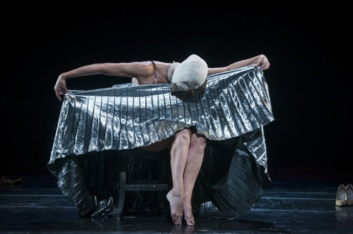 Obra 'Perra de nadie', de Marta Carrasco