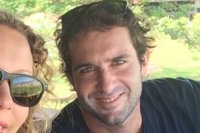 Piden ayuda urgente para traer a España a un surfero cántabro enfermo de leucemia en Bali