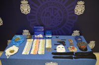 Cae un grupo que vendía droga en Santander al sufrir un robo en su local