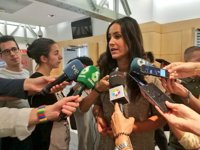 Cs asegura que Mato y Mayer han querido "ir de estrellitas contra la corrupción" y han acabado "troceando contratos"