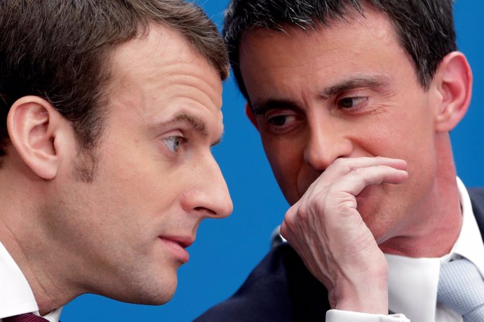 Emmanuel Macron y Manuel Valls