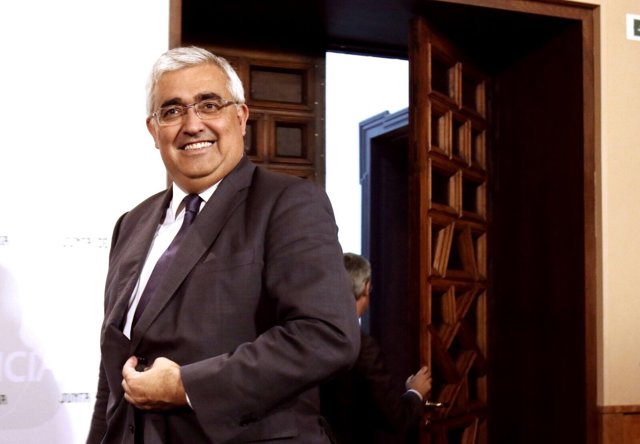 El consejero de Economía y Conocimiento de la Junta, Antonio Ramírez de Arellano