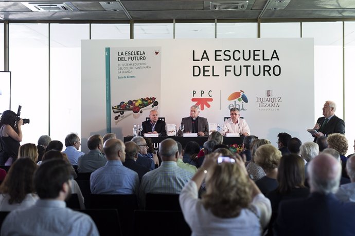 Presentación en Madrid del libro 'La escuela de futuro'