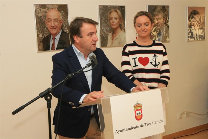 Alcalde de Tres Cantos, Jesús Moreno, con la portavoz de Cs