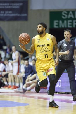 Seeley en el Rio Natura Monbus Obradoiro - Herbalife Gran Canaria