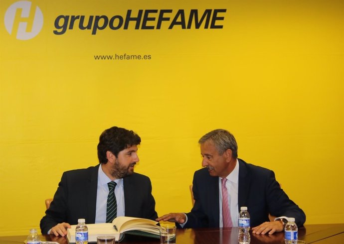 López Miras visita las instalaciones de Hefame