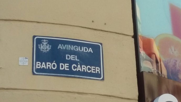 Avinguda dle Baró de Càrcer, una de les quals se substituirà