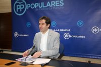 PP cree que el incumplimiento del grado del déficit en C-LM "es alarmante"
