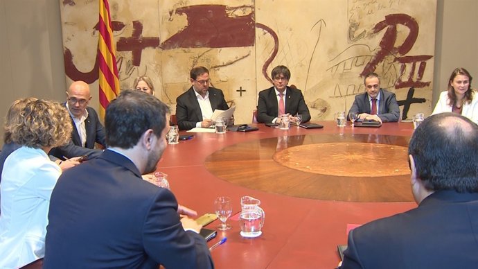 Consell Executiu es reuneix per anunciar el referédum