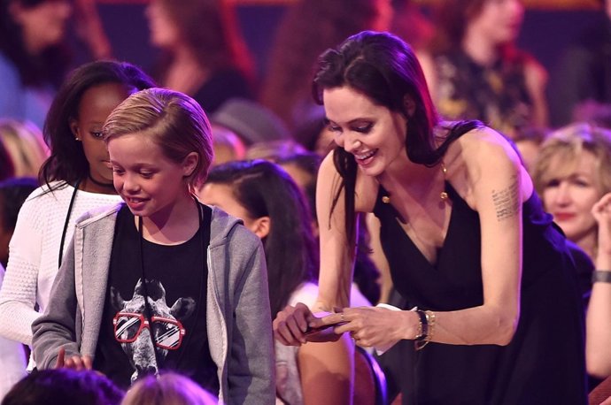 SHILOH PITT Y ANGELIA JOLIE 