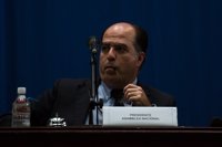 El presidente del Parlamento asegura que las palabras de Maduro "demuestran" que es "un dictador"