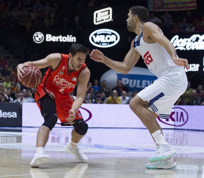 Van Rossom y Reyes en el Valencia-Real Madrid