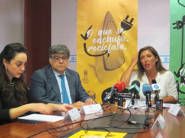 Beatriz Mato presenta una campaña de reciclaje                   