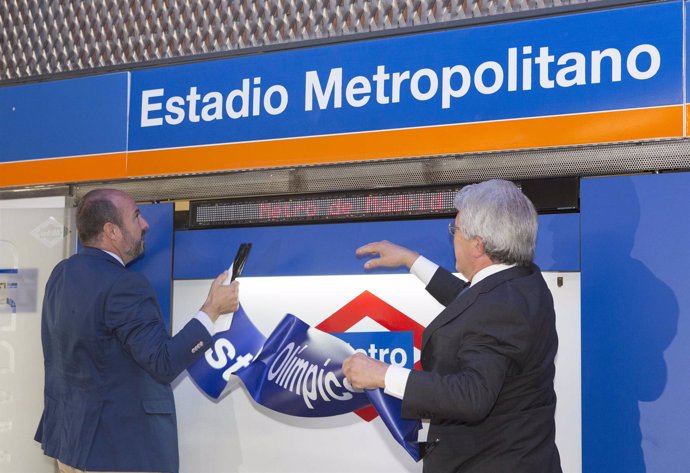 Cerezo junto al consejero Pedro Rollán