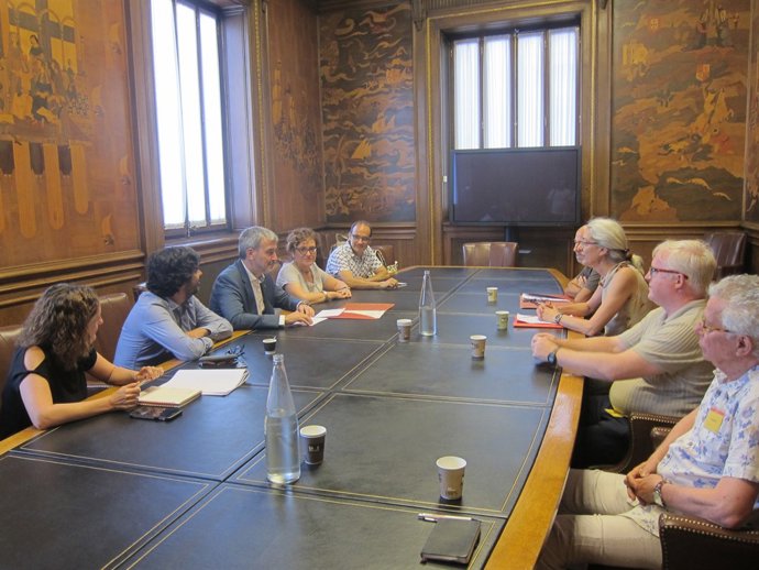 Reunió de l'Ajuntament amb la Favb sobre terrasses