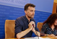 Maíllo defiende que hay que dar "un paso legislativo más" para proteger a Doñana y su entorno