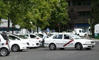 La asociación mayoritaria de taxis desconvoca la huelga de 48 horas para mañana y el viernes