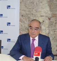 Martín Villa replica a Podemos que ha intentado declarar en la causa argentina del franquismo, pero no le dejan