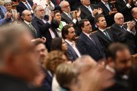 Aplausos y vivas al Rey mientras Unidos Podemos, PDeCAT y PNV guardan silencio