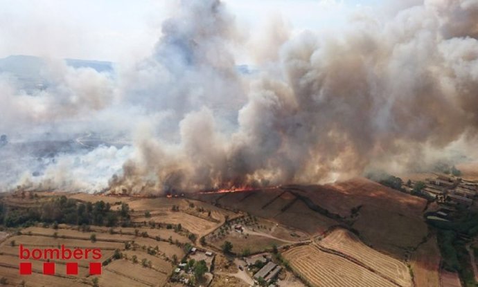 Incendi a Sant Fruitós de Bages (ARXIU)