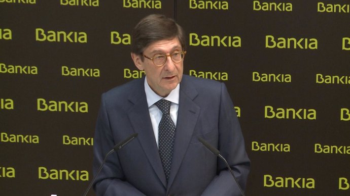 Fusión de Bankia y BMN "es una operación positiva"