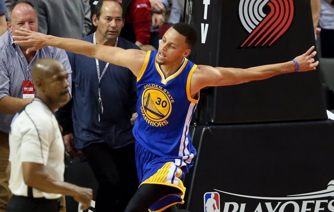 Stephen Curry en el Golden State Warriors - Portland Trail Blazers