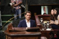 Rivera aconseja al Gobierno negociar el techo de gasto con PSOE o Podemos si no quiere bajar el IRPF