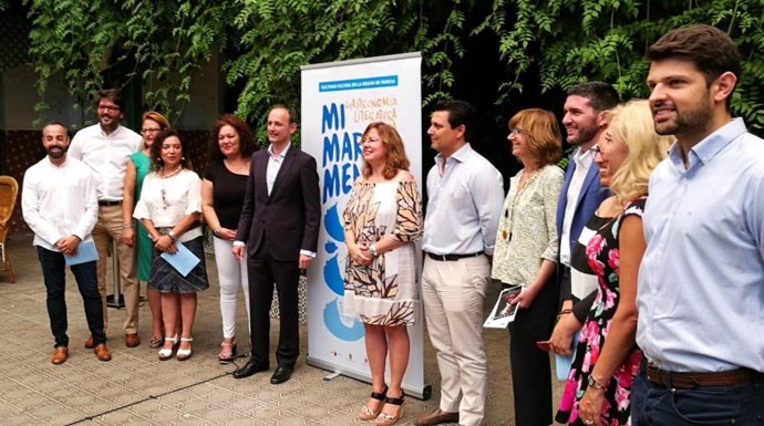 El consejero Javier Celdrán presentó hoy la iniciativa ‘MiMarMenor 3.33’