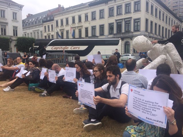  El Movimiento Ciudadano Sickofwaiting ('Hartos De Esperar') En Bruselas 