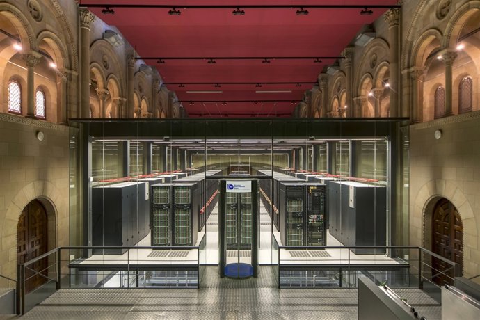 Supercomputador Marenostrum 4