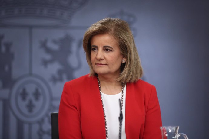 Fátima Báñez en rueda de prensa tras el Consejo de Ministros