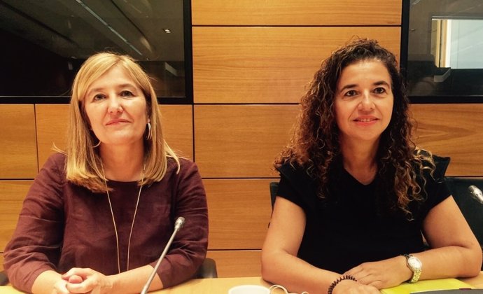 Rosa Cursach y Pilar Costa en la Conferencia Sectorial de Igualdad