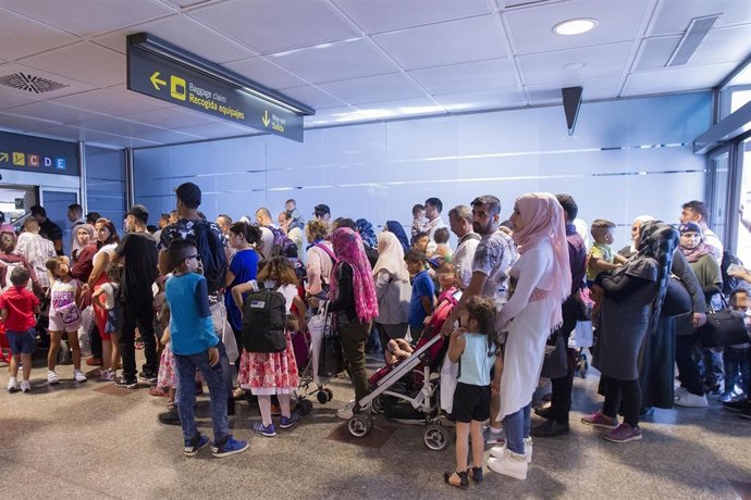 Arriben a Espanya altres 184 refugiats sirians i iraquians procedents de Grècia
