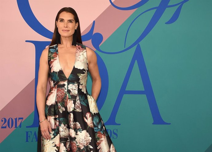 Brooke Shields presume de tipazo en ropa interior